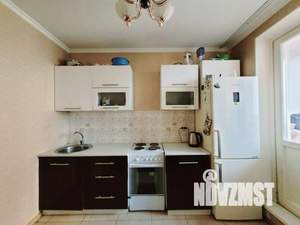 1-к квартира, вторичка, 42м2, 10/17 этаж