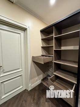 3-к квартира, вторичка, 142м2, 11/25 этаж