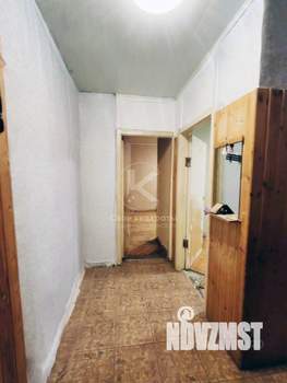 2-к квартира, вторичка, 42м2, 1/9 этаж
