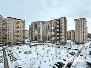 4-к квартира, вторичка, 106м2, 8/17 этаж