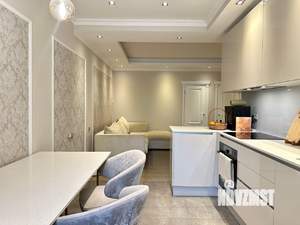 3-к квартира, вторичка, 77м2, 1/8 этаж