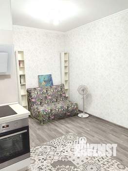 2-к квартира, вторичка, 63м2, 13/17 этаж