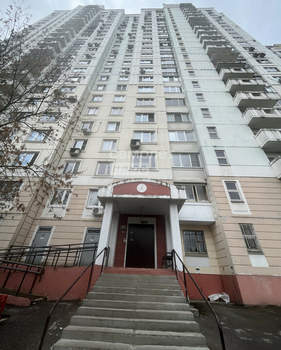 4-к квартира, вторичка, 106м2, 4/23 этаж