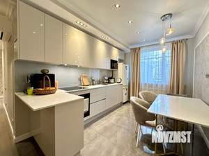 3-к квартира, вторичка, 77м2, 1/8 этаж