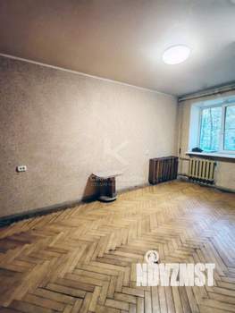 2-к квартира, вторичка, 42м2, 1/9 этаж