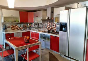 2-к квартира, вторичка, 114м2, 7/14 этаж