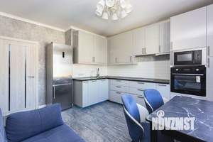 2-к квартира, вторичка, 66м2, 22/27 этаж