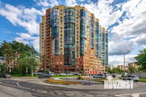 3-к квартира, вторичка, 113м2, 8/18 этаж