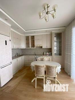 2-к квартира, вторичка, 83м2, 8/25 этаж