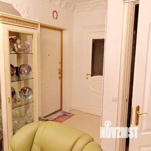 2-к квартира, вторичка, 61м2, 1/14 этаж