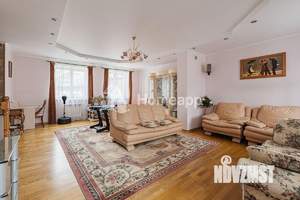 5-к квартира, вторичка, 194м2, 3/3 этаж