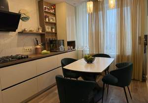 3-к квартира, вторичка, 84м2, 3/9 этаж
