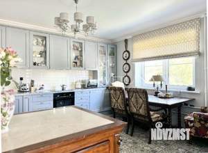 4-к квартира, вторичка, 147м2, 4/9 этаж