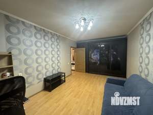 2-к квартира, вторичка, 62м2, 1/19 этаж