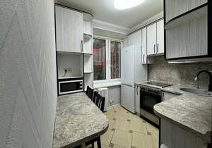 2-к квартира, вторичка, 42м2, 1/5 этаж