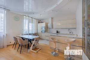 3-к квартира, вторичка, 113м2, 8/18 этаж