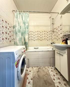 3-к квартира, вторичка, 83м2, 9/17 этаж