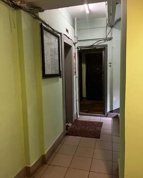 2-к квартира, вторичка, 47м2, 8/9 этаж
