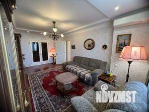 3-к квартира, вторичка, 92м2, 12/16 этаж