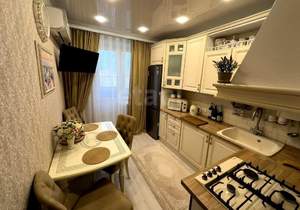 3-к квартира, вторичка, 72м2, 7/14 этаж