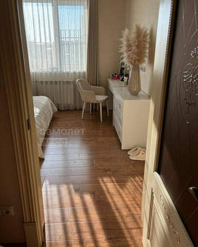 3-к квартира, вторичка, 58м2, 1/25 этаж