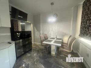 2-к квартира, вторичка, 63м2, 14/17 этаж