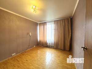 3-к квартира, вторичка, 70м2, 13/16 этаж