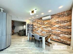 4-к квартира, вторичка, 106м2, 8/17 этаж
