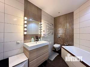 4-к квартира, вторичка, 106м2, 8/17 этаж