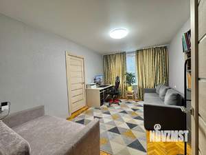 3-к квартира, вторичка, 49м2, 1/9 этаж