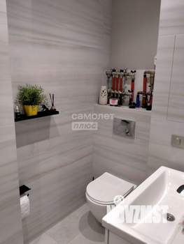 2-к квартира, вторичка, 64м2, 6/17 этаж