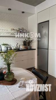 2-к квартира, вторичка, 64м2, 2/17 этаж