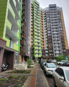 2-к квартира, вторичка, 69м2, 8/17 этаж