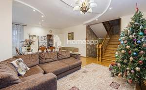 5-к квартира, вторичка, 194м2, 3/3 этаж