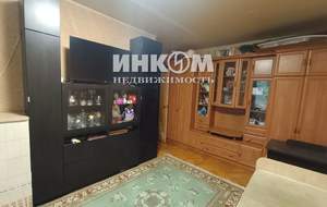 2-к квартира, вторичка, 42м2, 1/9 этаж
