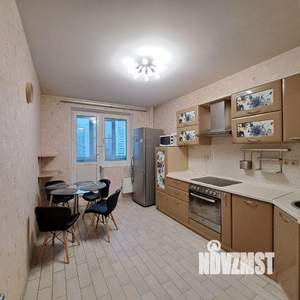 2-к квартира, вторичка, 61м2, 13/17 этаж