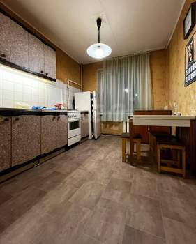 3-к квартира, вторичка, 61м2, 8/9 этаж