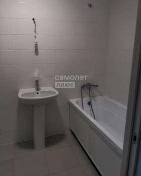 3-к квартира, вторичка, 76м2, 1/25 этаж