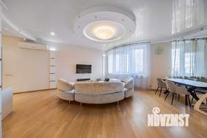 3-к квартира, вторичка, 113м2, 8/18 этаж