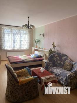Студия квартира, вторичка, 42м2, 4/24 этаж