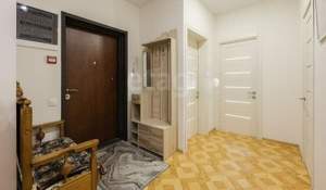 2-к квартира, вторичка, 79м2, 23/24 этаж