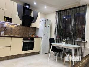 2-к квартира, вторичка, 64м2, 11/17 этаж