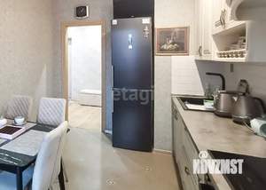 2-к квартира, вторичка, 63м2, 1/15 этаж