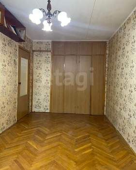 3-к квартира, вторичка, 62м2, 4/5 этаж