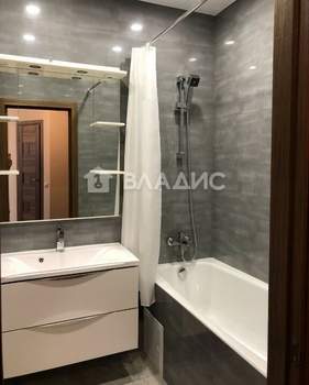 1-к квартира, вторичка, 42м2, 4/17 этаж