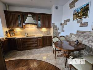 2-к квартира, вторичка, 76м2, 10/23 этаж