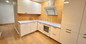 2-к квартира, вторичка, 63м2, 9/15 этаж