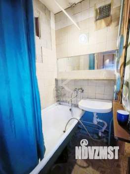2-к квартира, вторичка, 42м2, 1/9 этаж