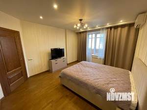 1-к квартира, вторичка, 42м2, 18/25 этаж