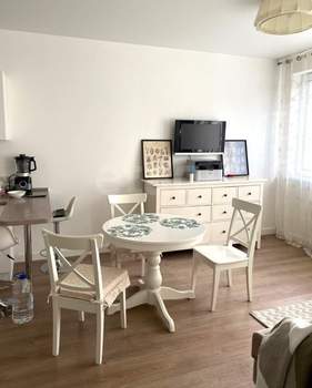 Студия квартира, вторичка, 51м2, 1/24 этаж